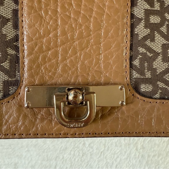 DKNY Tan Genuine Leather and Fabric Crossbody Handbag - Picture 4 of 16